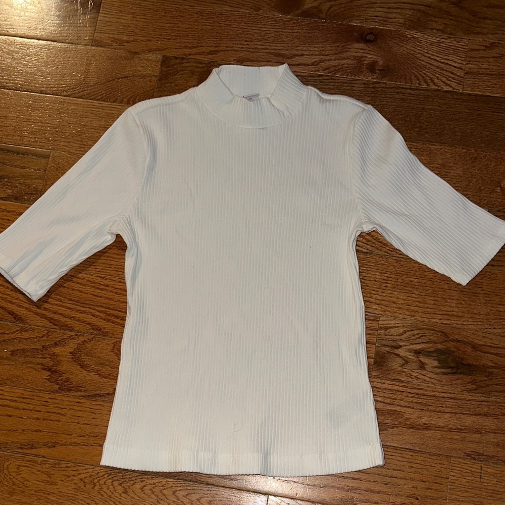 Old Navy White Ribbed Mock Neck Tee